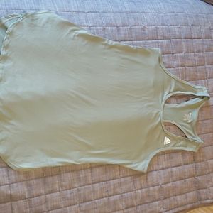 Reebok tank